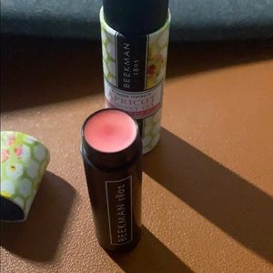 Beekman 1802 Apricot & Honey Tea Lip Balm